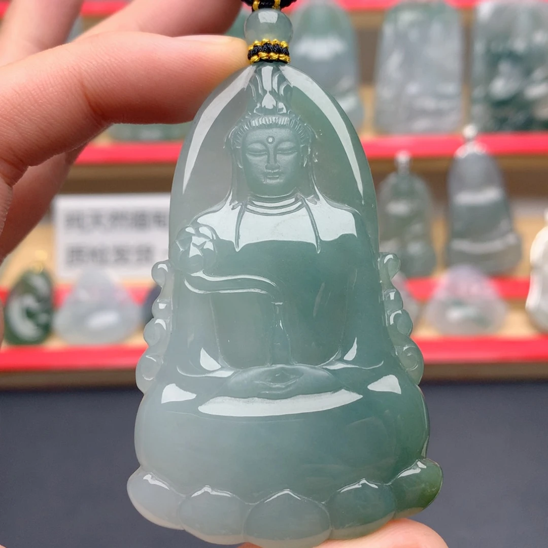 翡翠未镶嵌颈饰素衣