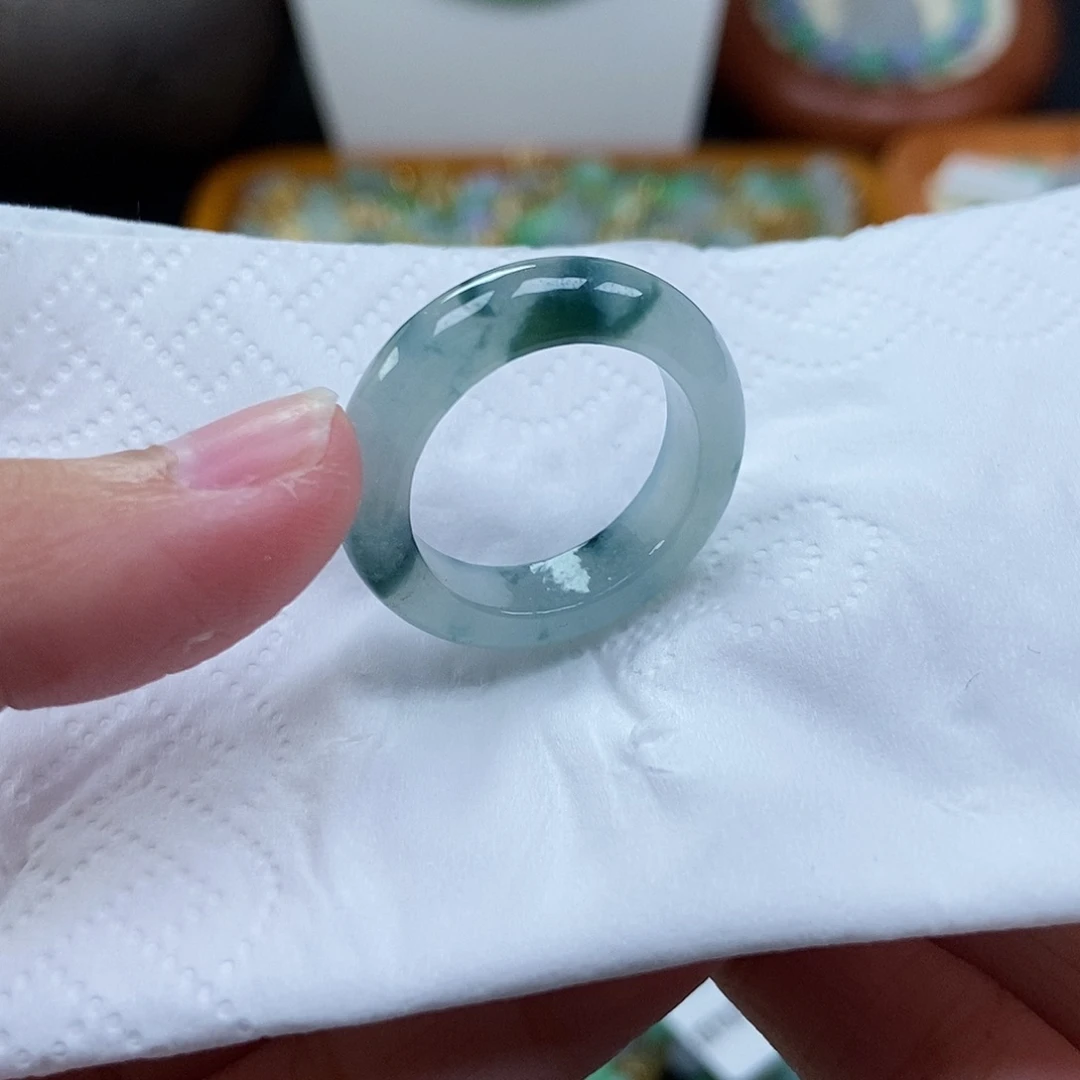未镶嵌挂件翡翠闪