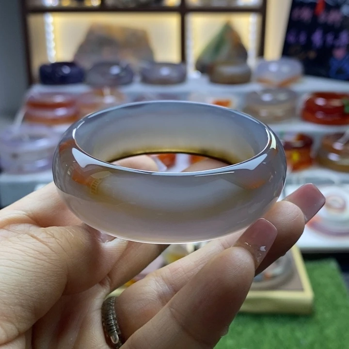 手镯玛瑙/玉髓未镶嵌