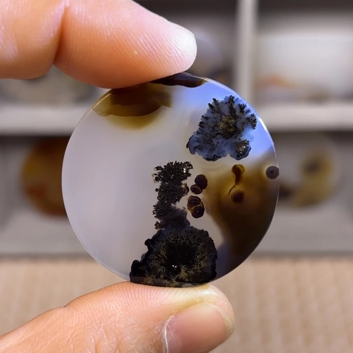 玛瑙/玉髓颈饰未镶嵌