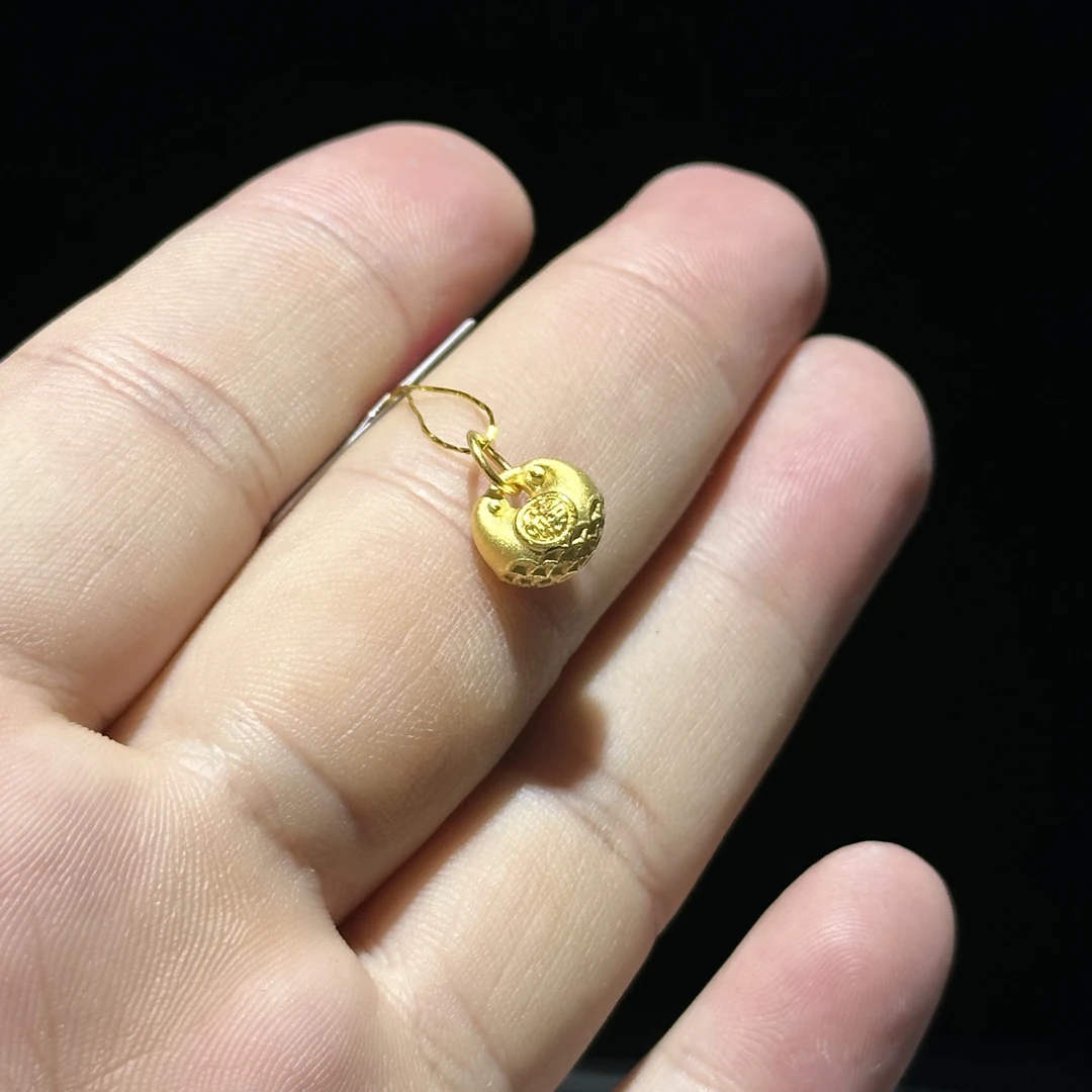 足金999 卡9 鱼鳞胖福滴流 0.694