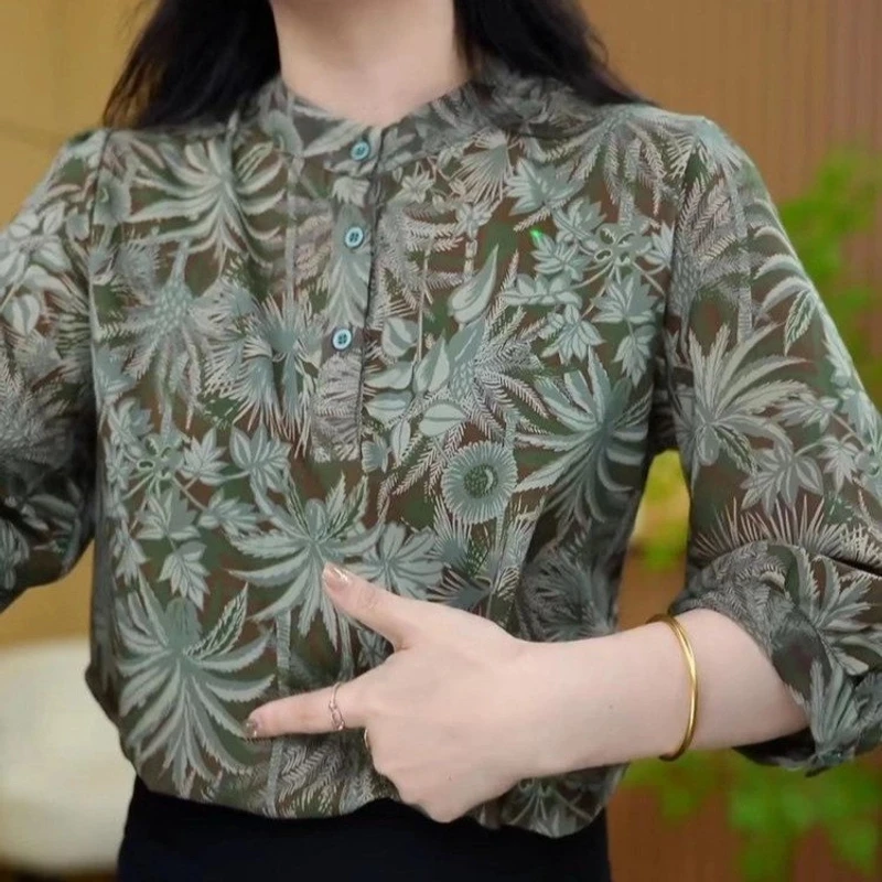 一件代发直播爆款2025春夏新款时尚气质优雅设计感印花七分袖上衣