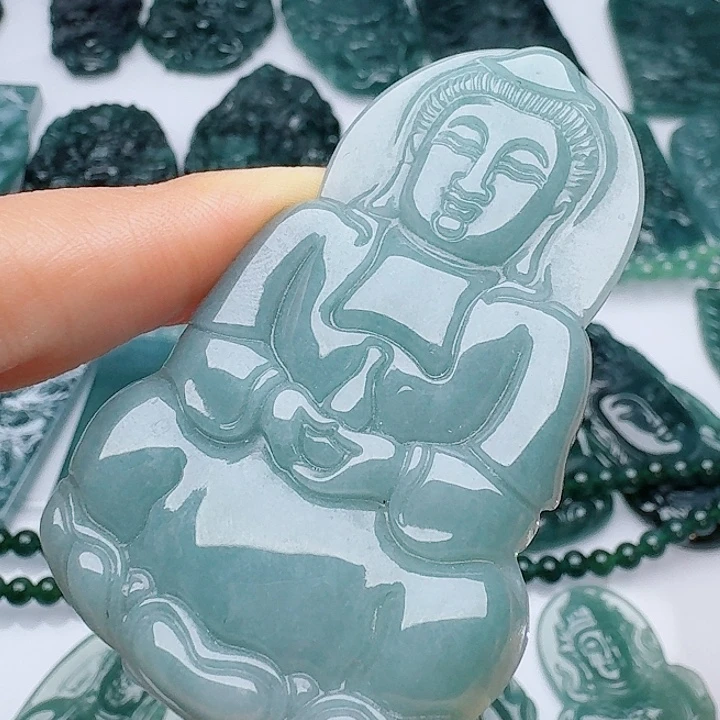 翡翠未镶嵌颈饰1111