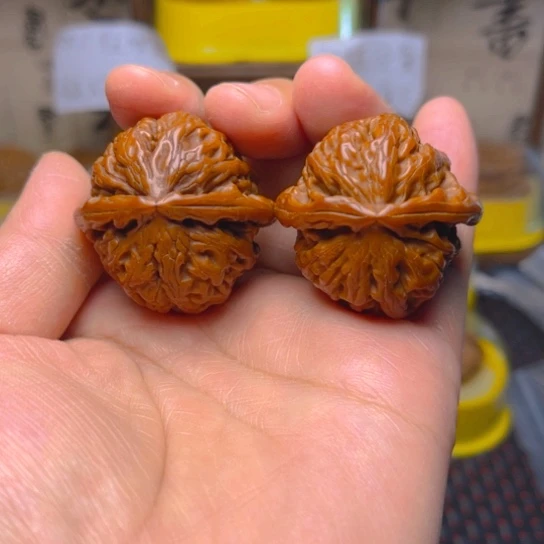 吊坠文玩核桃白狮