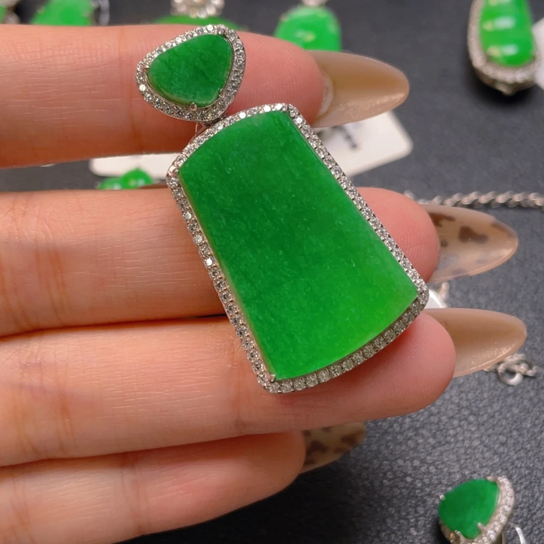 翡翠银S925镶嵌颈饰