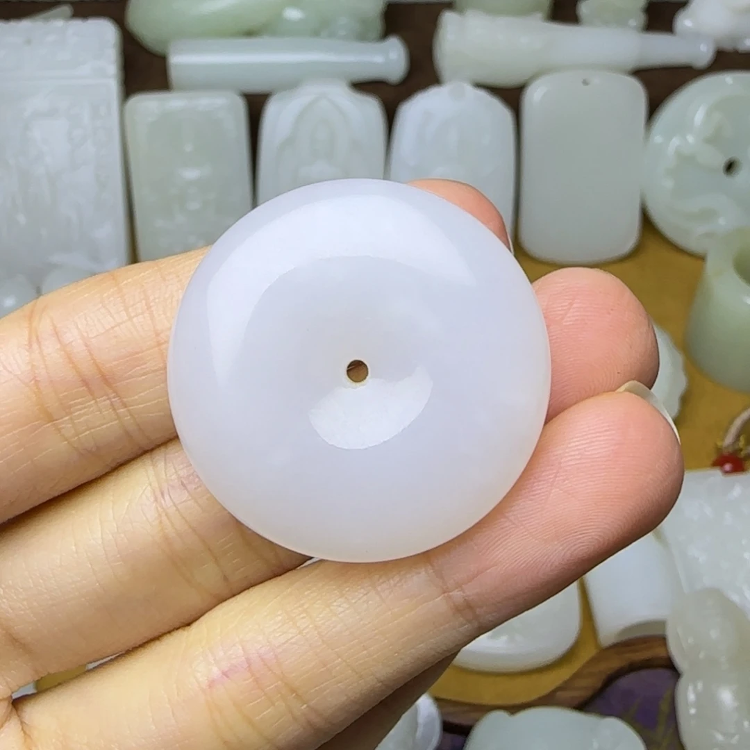 和田玉未镶嵌挂件平安扣