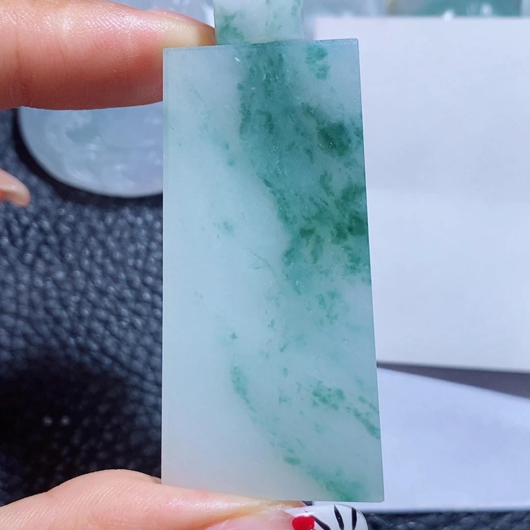 定制翡翠未镶嵌y***）毛货付款后确认抛光