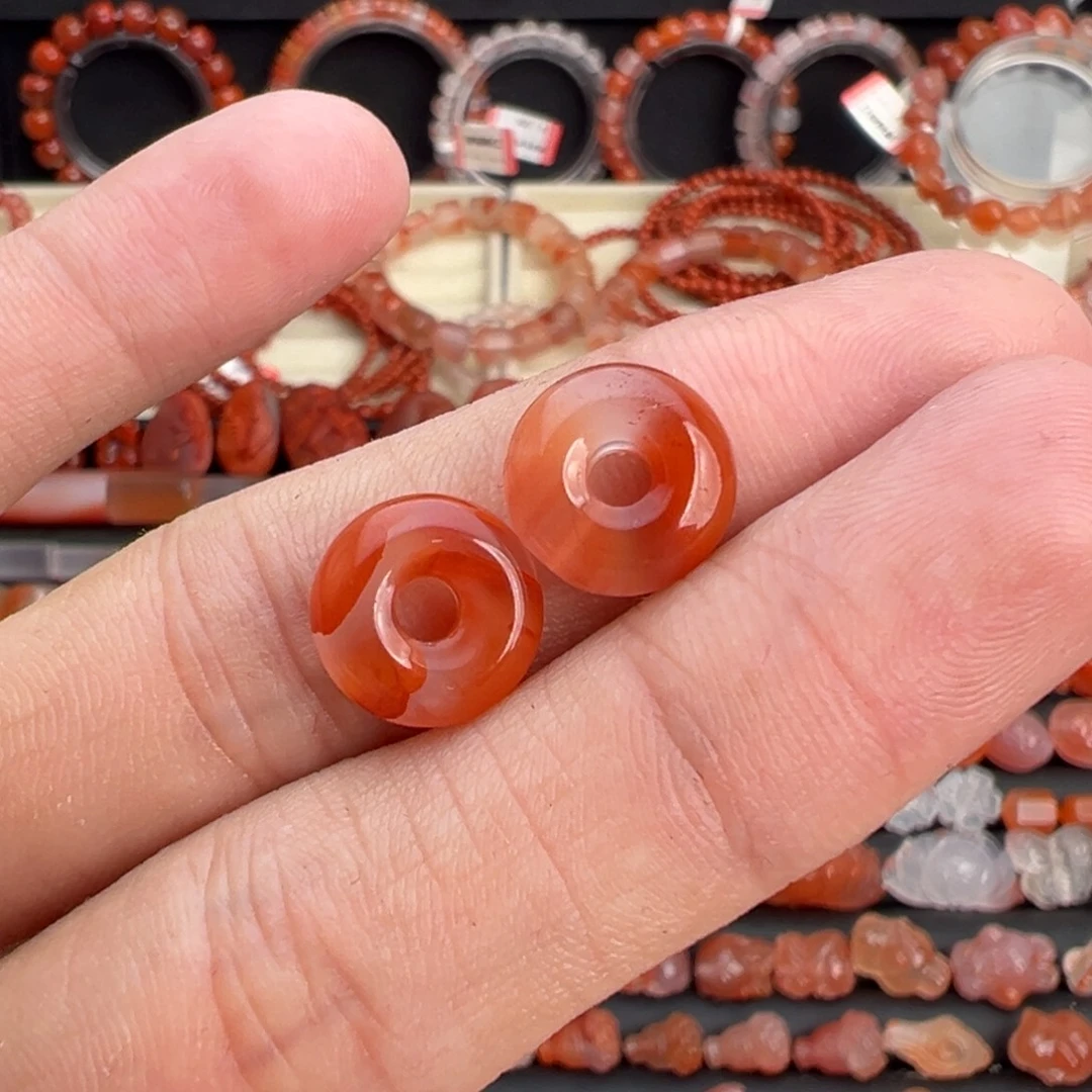 南红玛瑙未镶嵌颈饰面包圈