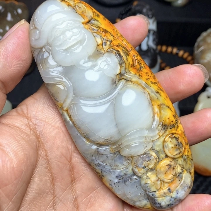 颈饰未镶嵌和田玉