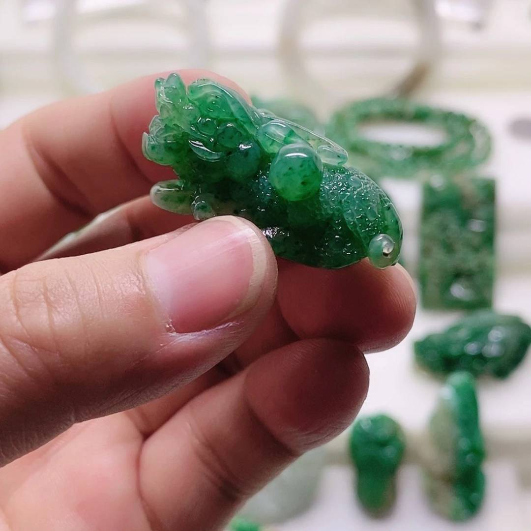 【闪购商品】独山玉未镶嵌挂件风*