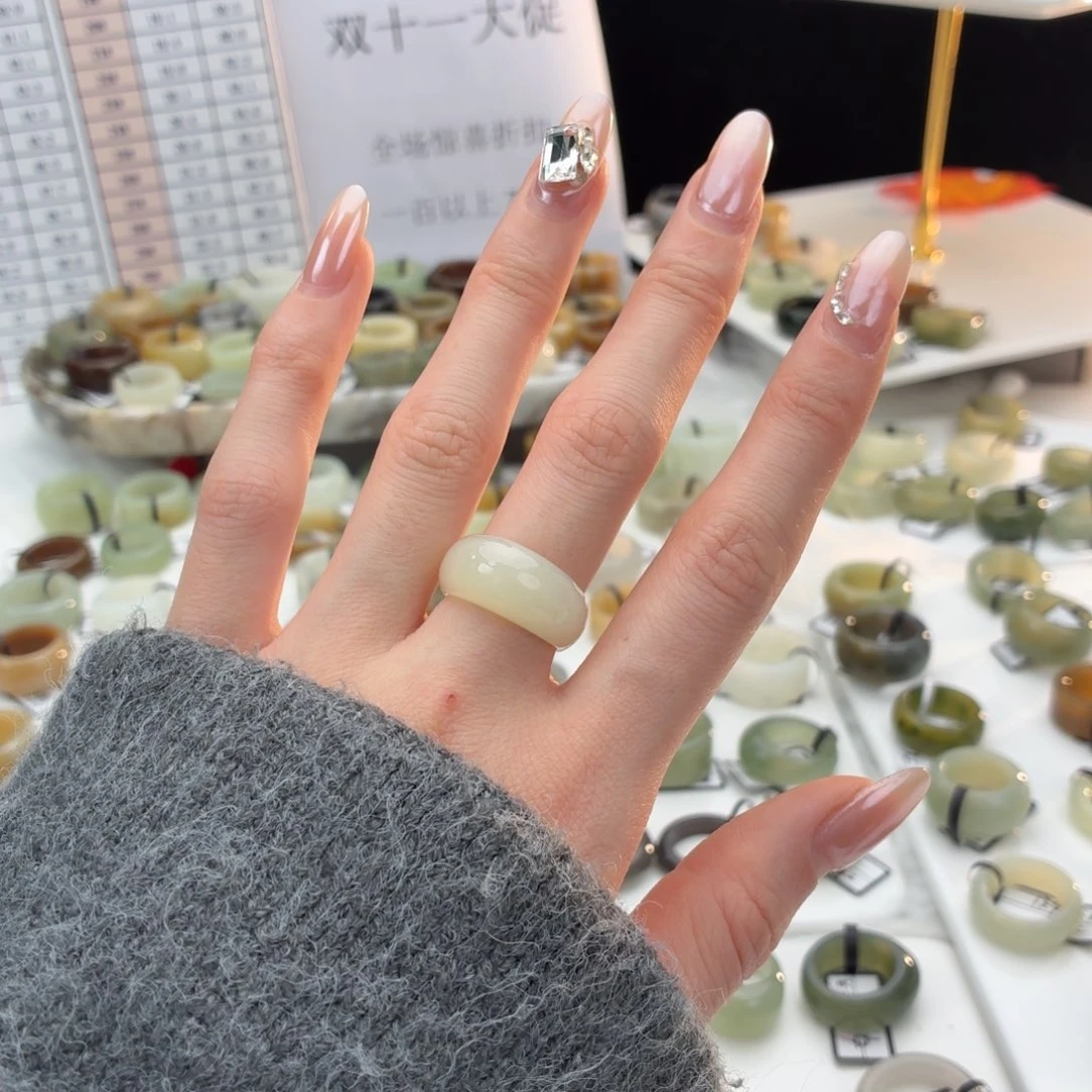 和田玉（糖玉）未镶嵌戒指z39清白馒头16.3