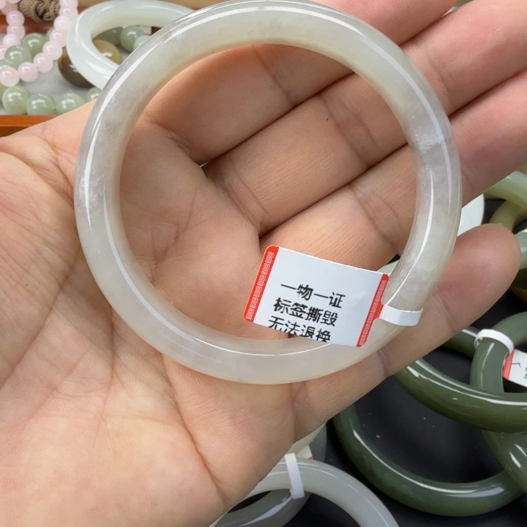 和田玉（糖玉）未镶嵌手链