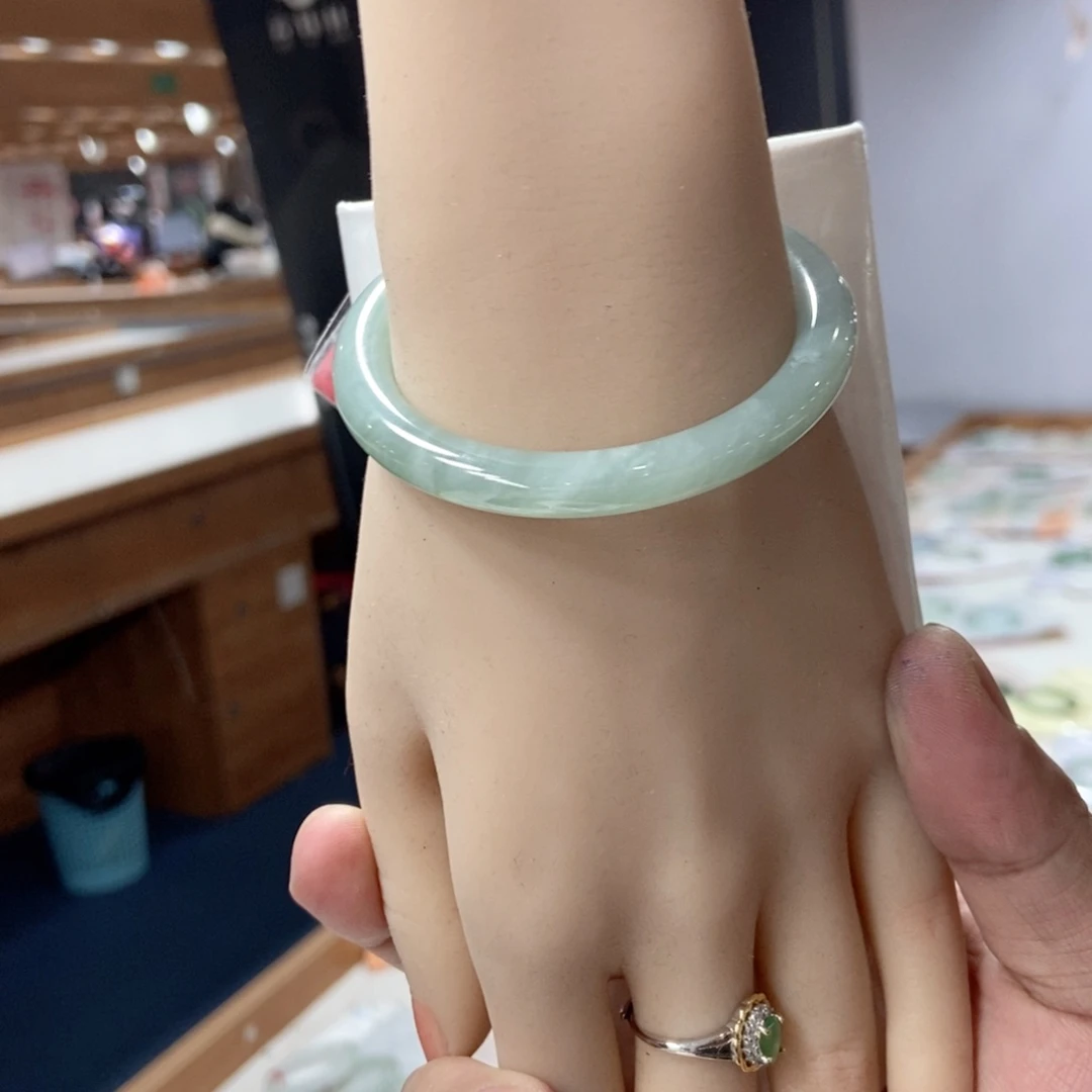 【闪购商品】翡翠手镯未镶嵌买断