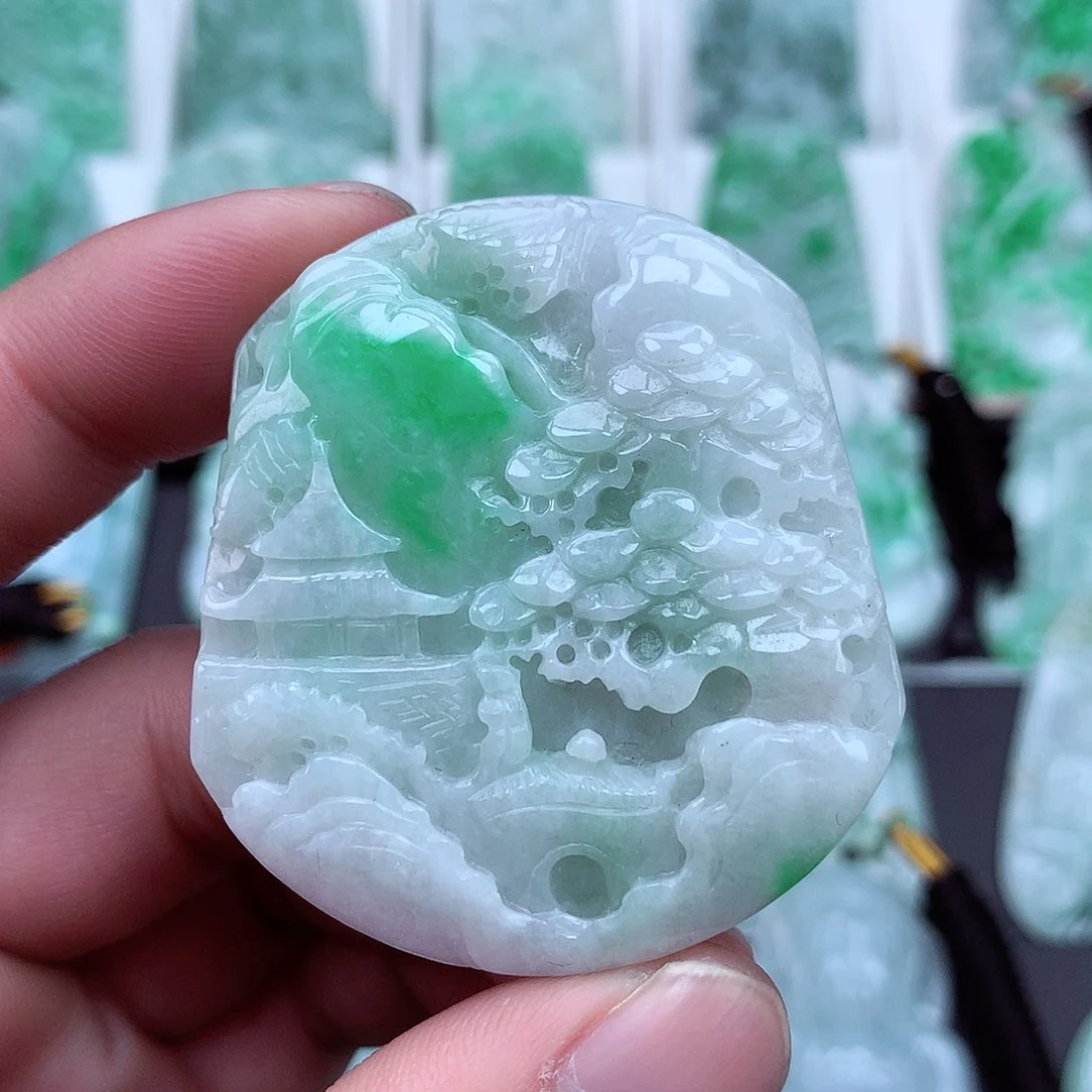 翡翠颈饰未镶嵌翡翠吊坠