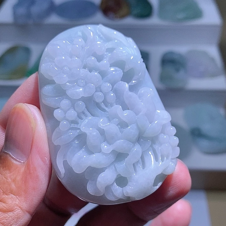 【闪购商品】翡翠未镶嵌颈饰11111111111