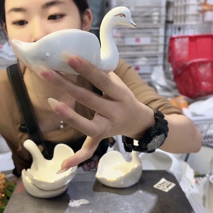 盘微瑕产品………四个白鹅加金