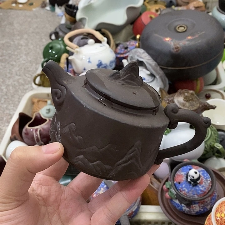 陶瓷艺术品及陶瓷壶