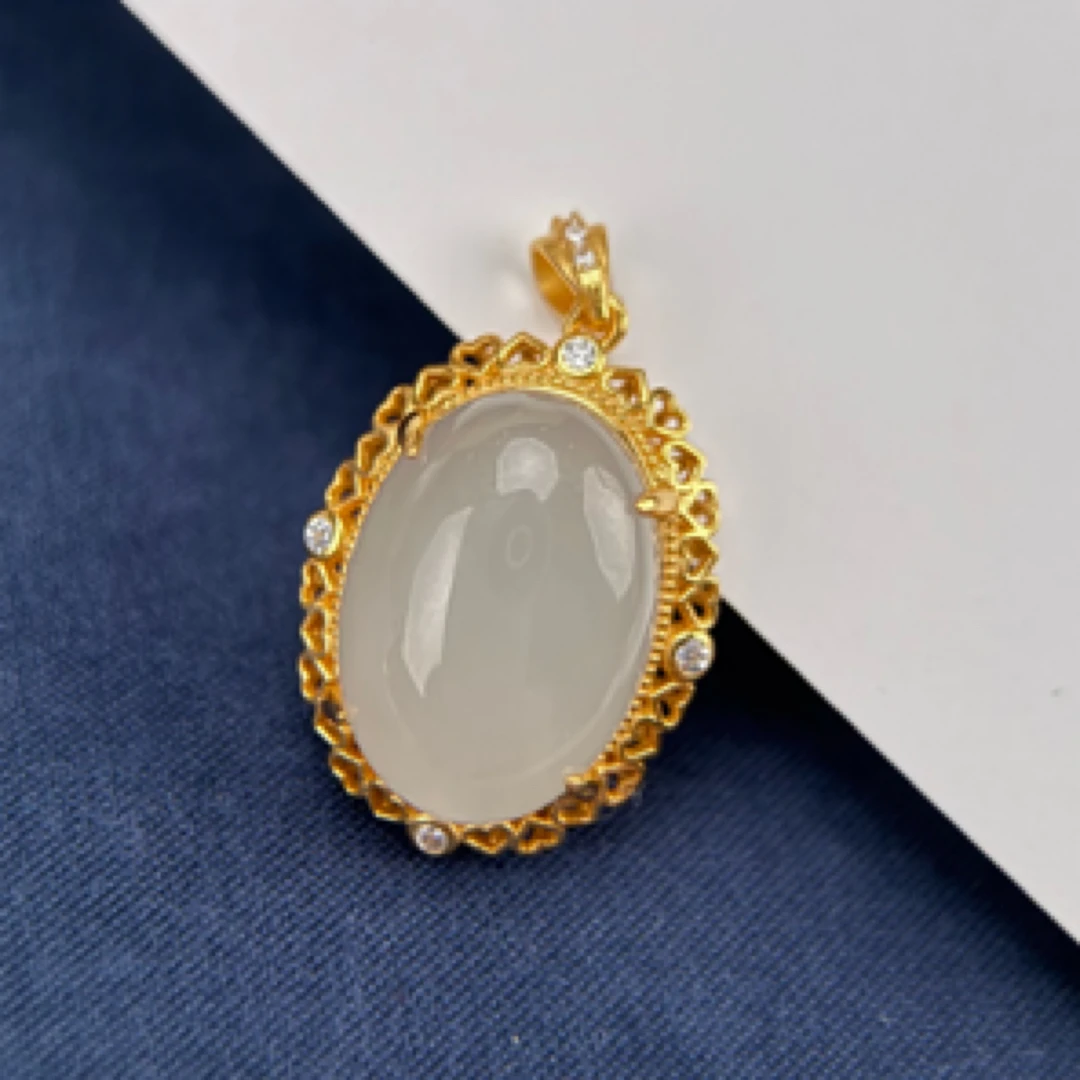 【宸均珠寶】和田玉淡烟紫蛋面吊坠（多样性发一）