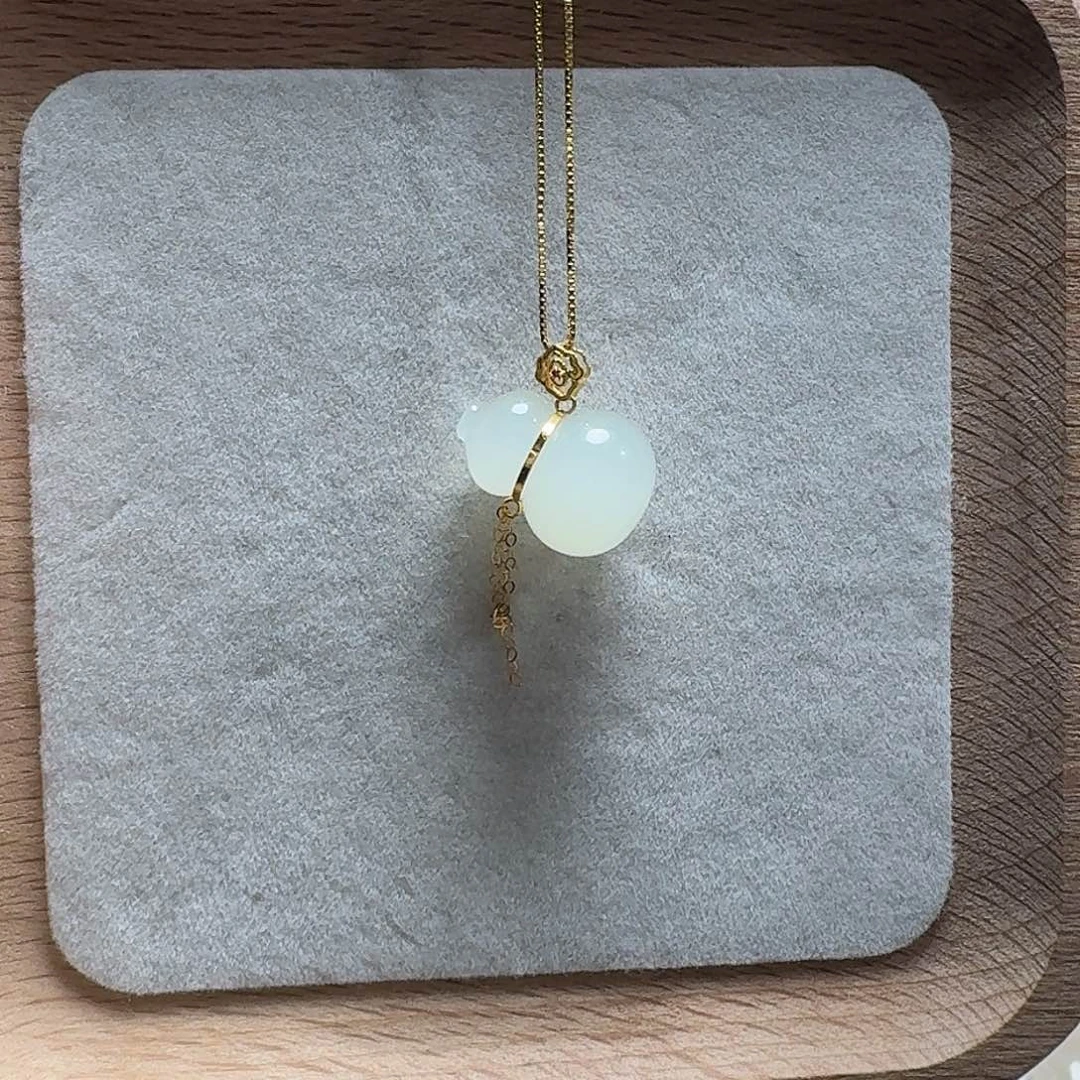 可***朗和田玉18K金镶嵌吊坠(赠链)冰底晴水葫芦