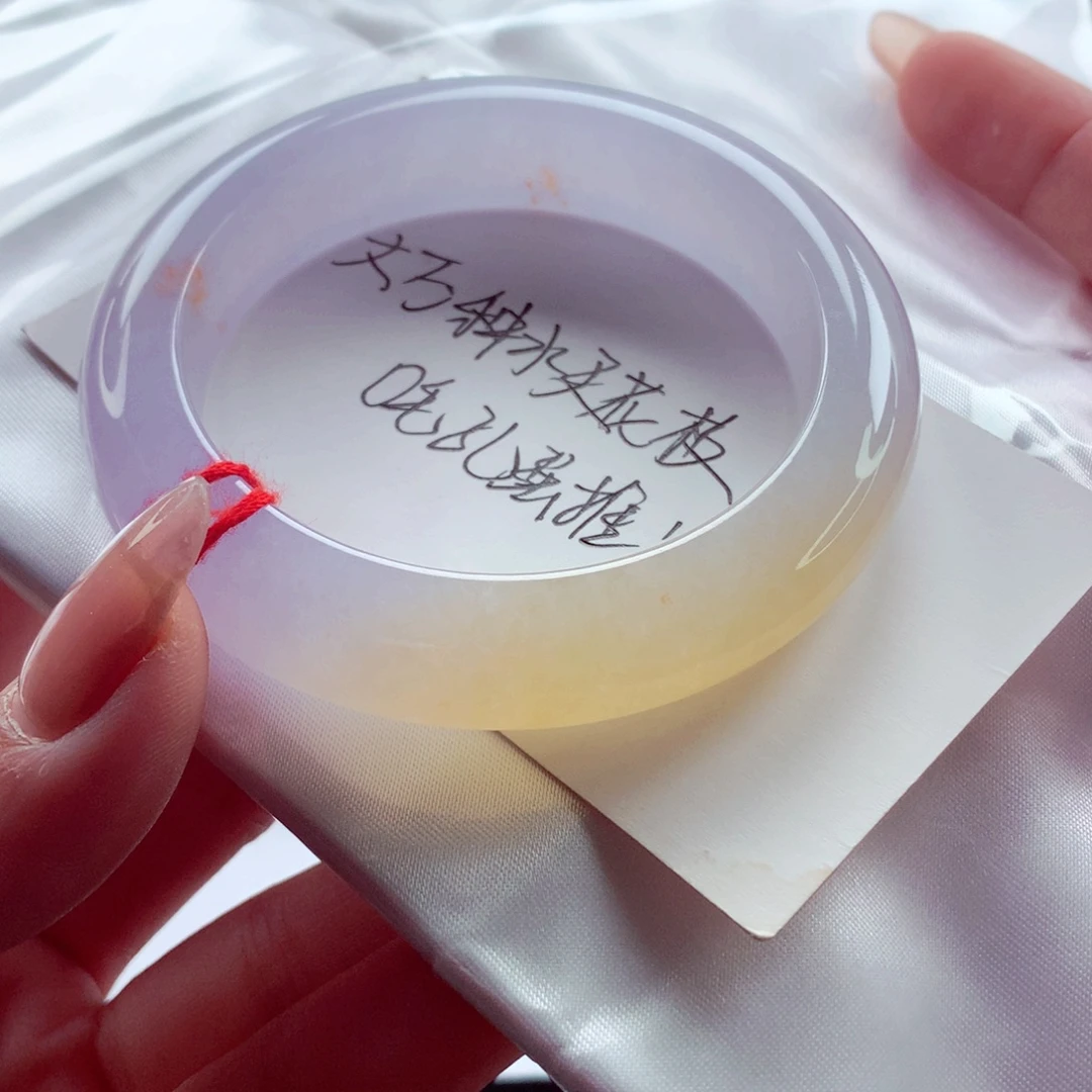 翡翠未镶嵌手镯师妹55泥鳅背幻彩冰黄绝美