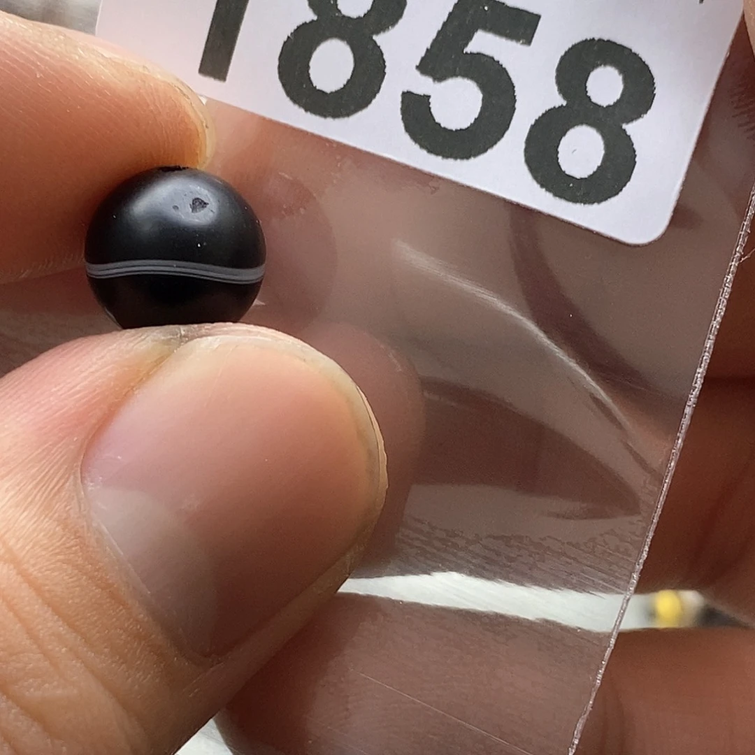 玛瑙/玉髓玛瑙1858微瑕未镶嵌