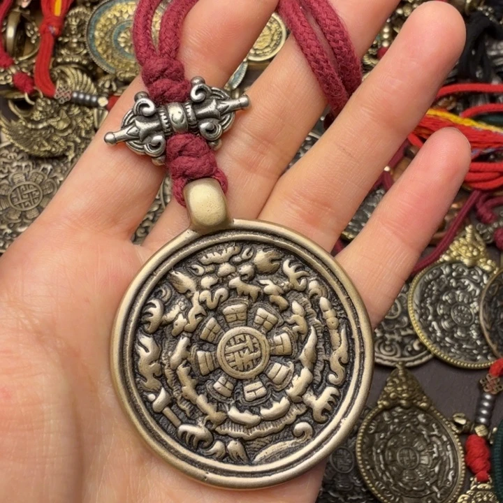 藏传文玩九宫如图