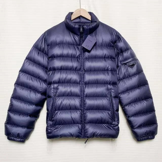 未使用 Prada/普拉达 冷峻紫 三角钢标 羽绒服/54码/XG-Y26623