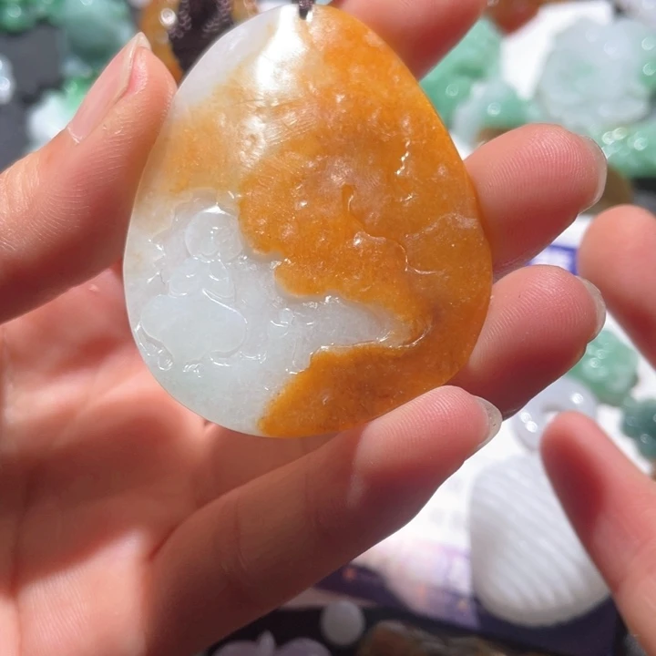 翡翠未镶嵌颈饰天然