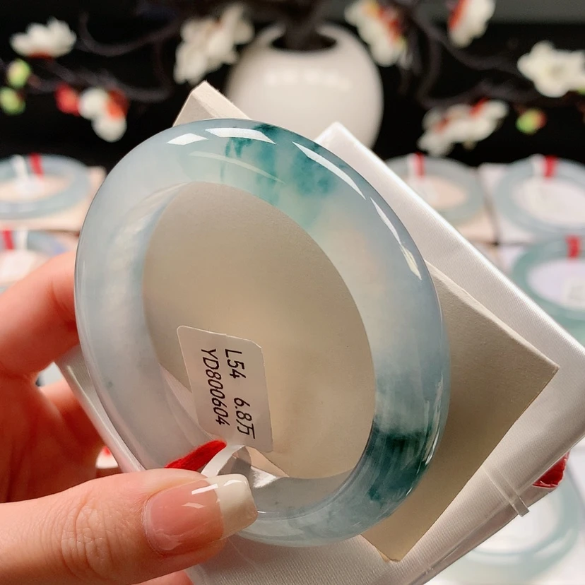 【闪购商品】未镶嵌手镯翡翠54飘花高冰玻璃种正圈