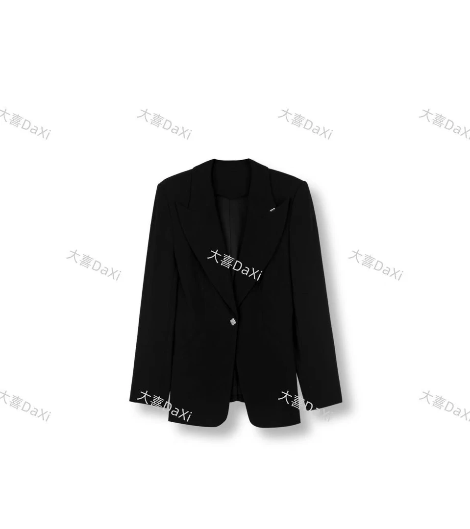 *大喜【歌】新款早秋正肩气质修身西装上衣【M24C4747CS】