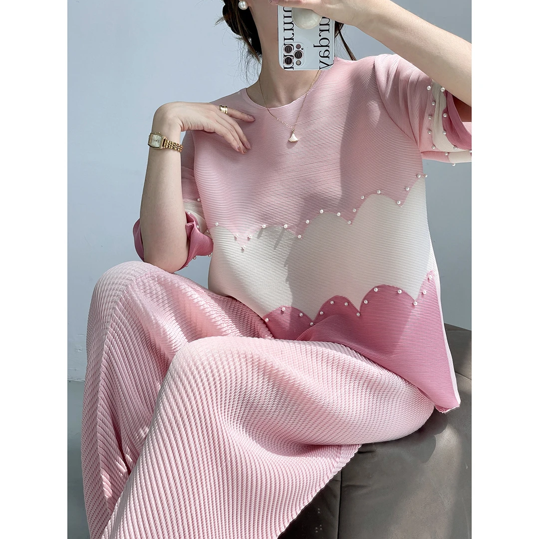 三宅系列宽松钉珠T恤2025新款夏季遮肉显瘦拼色气质高级百搭褶皱
