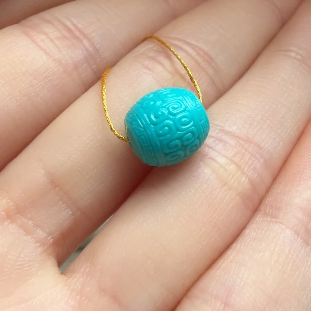 绿松石未镶嵌颈饰