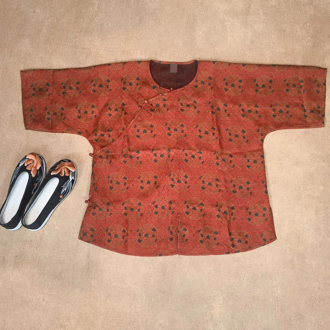 三一馆【鸿】花莨莨花纱莨纱四开裾短袖上衣花色女士红色