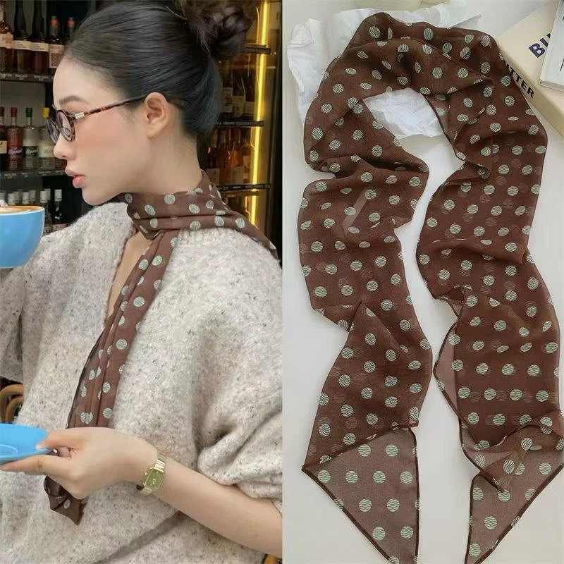 法式波点丝巾女印花披肩外搭洋气高档新款丝巾搭配衣服女款围巾