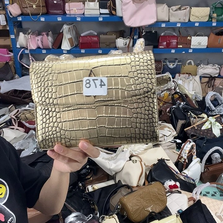 塑料680健健康康平平安安