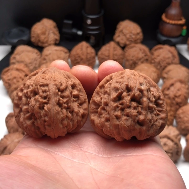 核桃把件41 平谷凹底