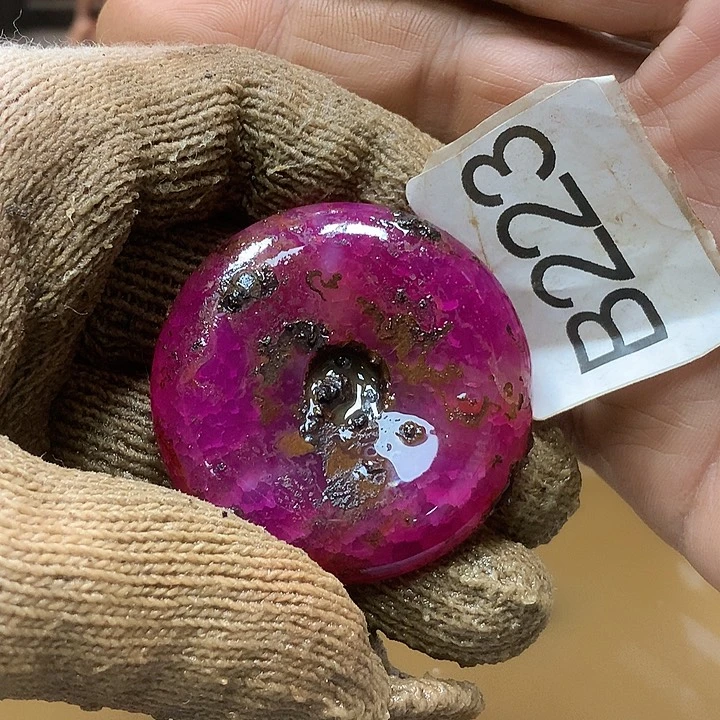 未镶嵌和田玉挂件不**缘