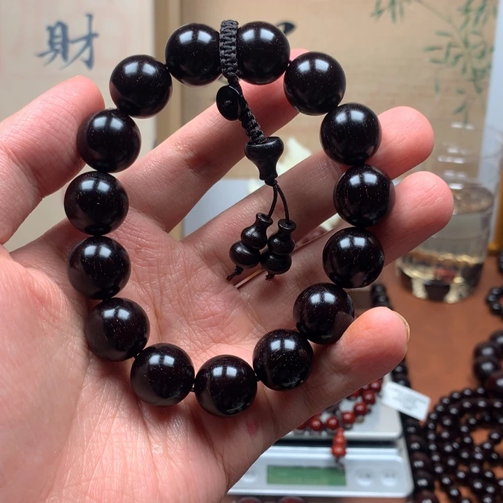 启***蜇檀香紫檀（小叶紫檀）