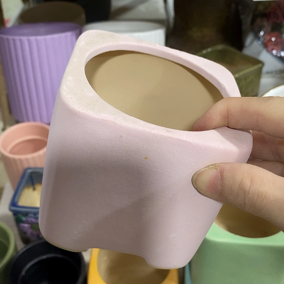 摆件陶盆有孔 瑕疵介意勿拍