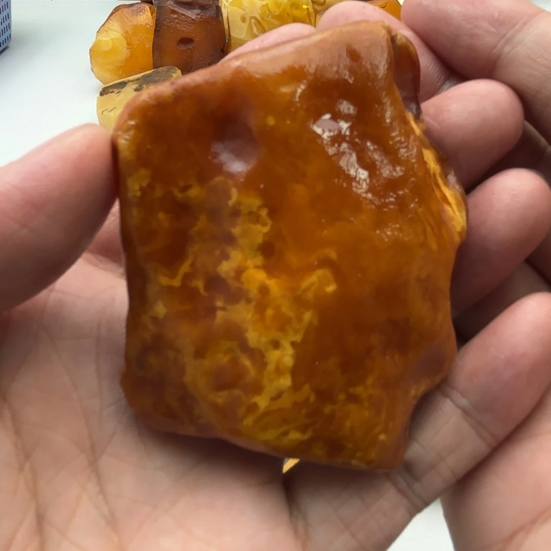 齉***墟定制琥珀未镶嵌蜜蜡原石不退不换