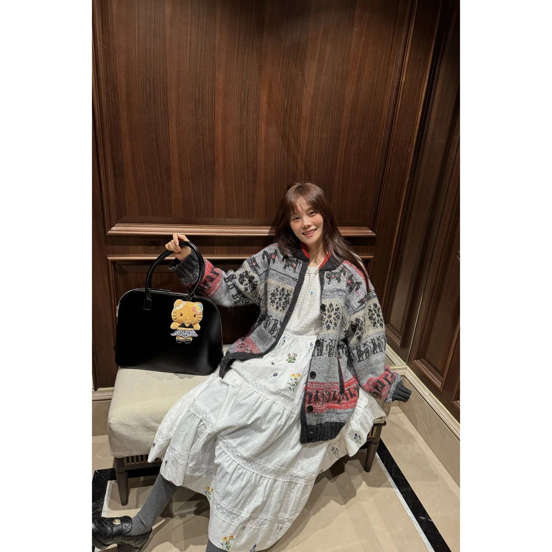 JINGDL【晨光熹微】17.9%绵羊毛韩系宽松彩色提花舒适针织开衫毛衣