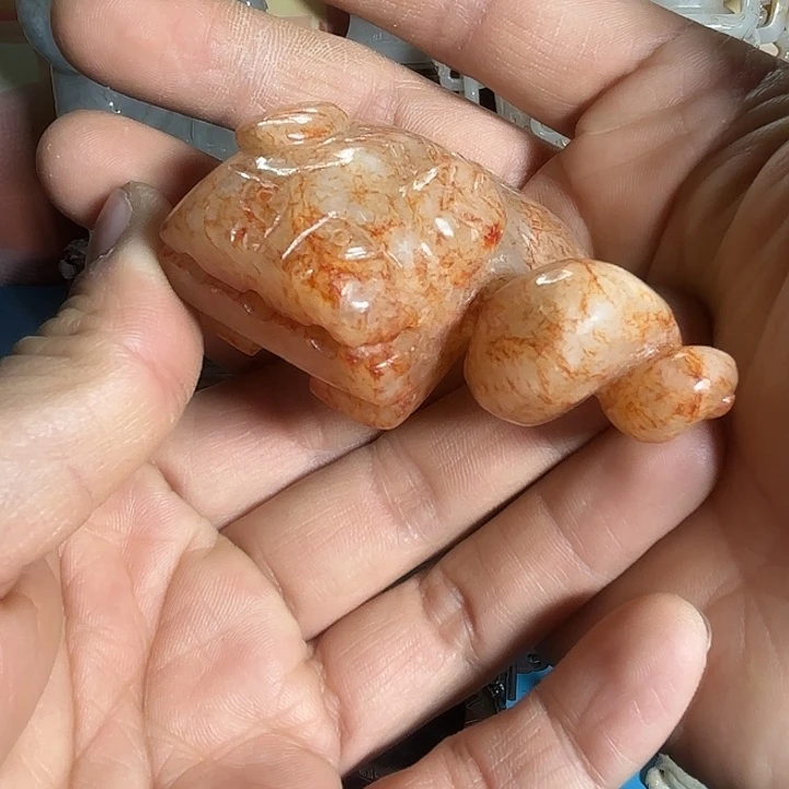 和田玉未镶嵌把件