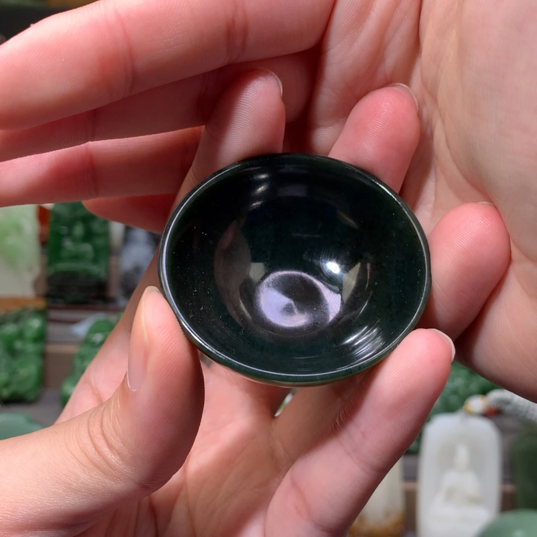 和田玉吊坠未镶嵌