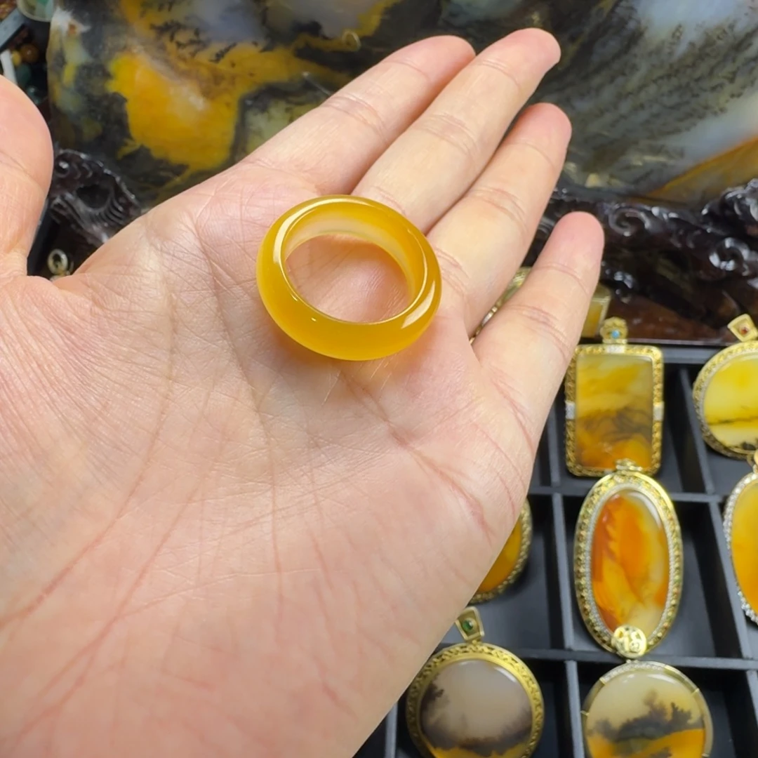 石英质玉（黄龙玉）未镶嵌戒指
