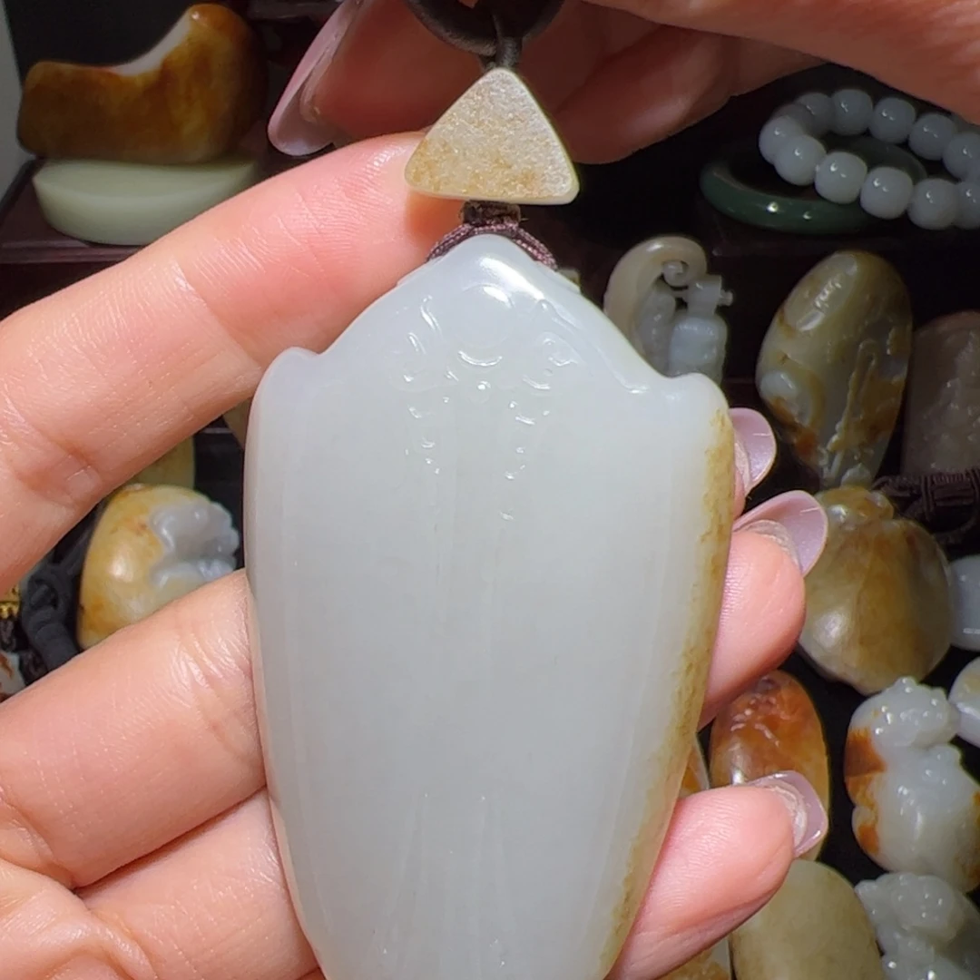 和田玉未镶嵌挂件