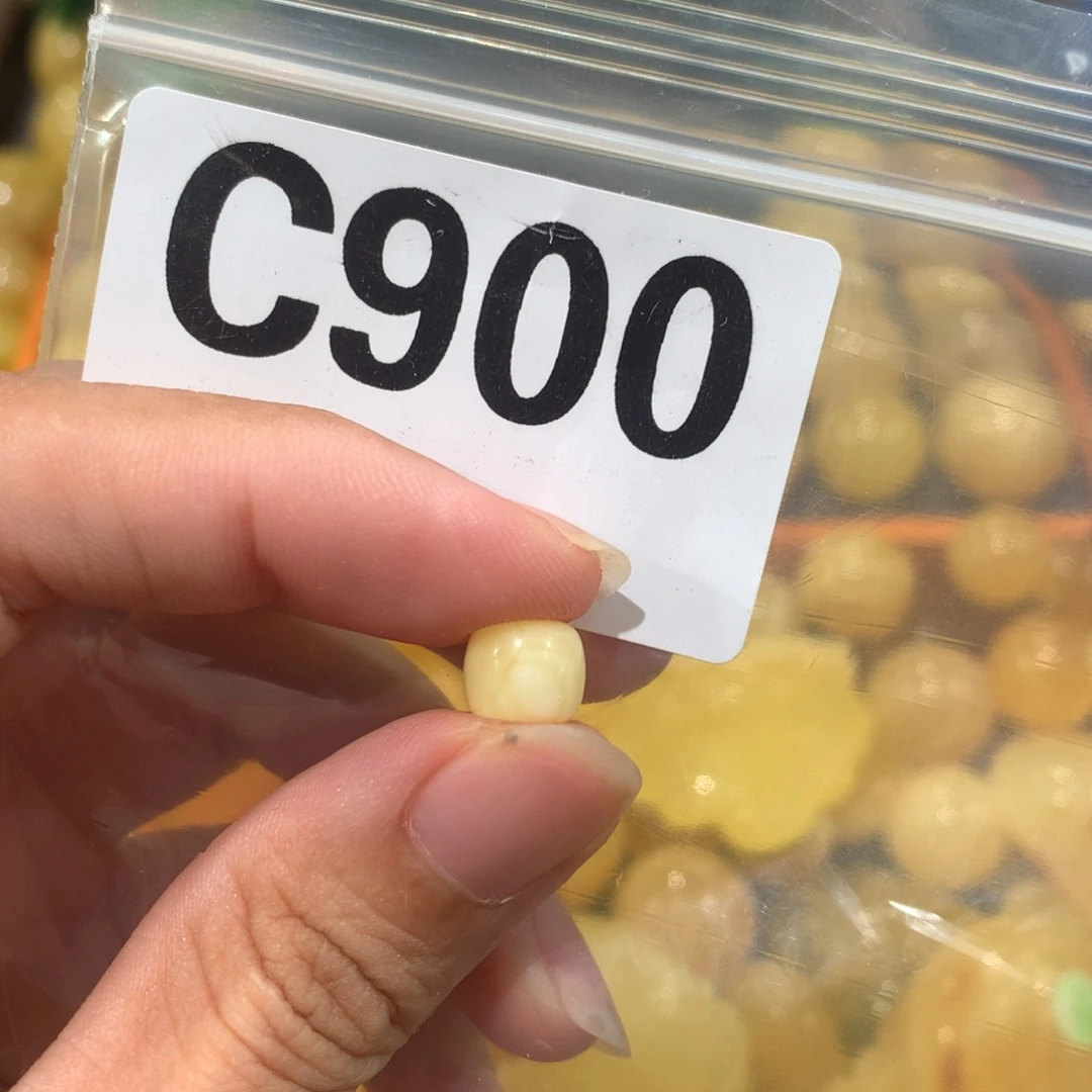 未镶嵌琥珀珠宝奇石