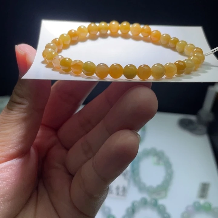 未镶嵌定制翡翠翡翠卡6左右