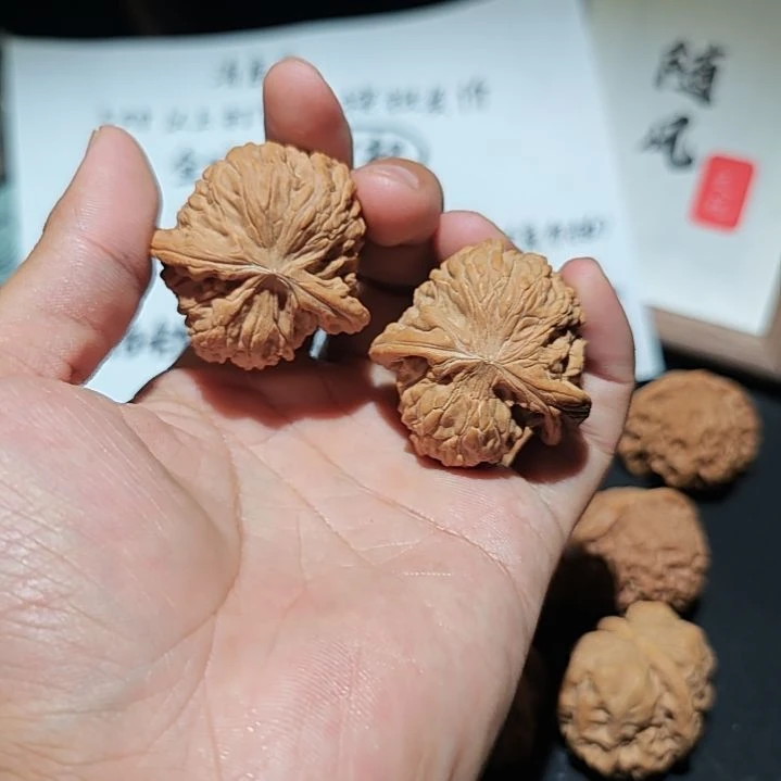 霸***龙核桃把件41尺寸磨盘