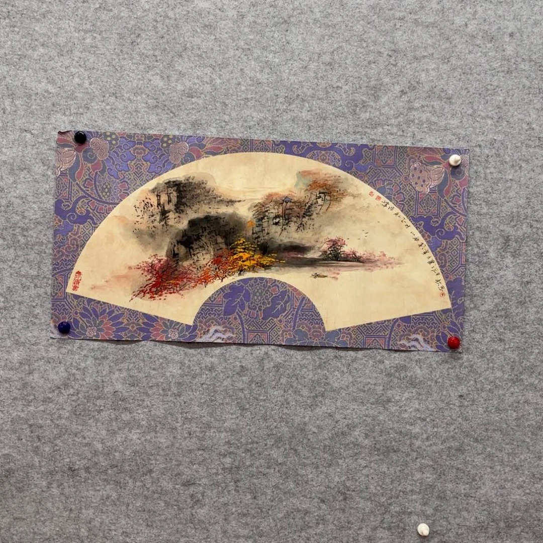 国画花鸟等图案为一体而得