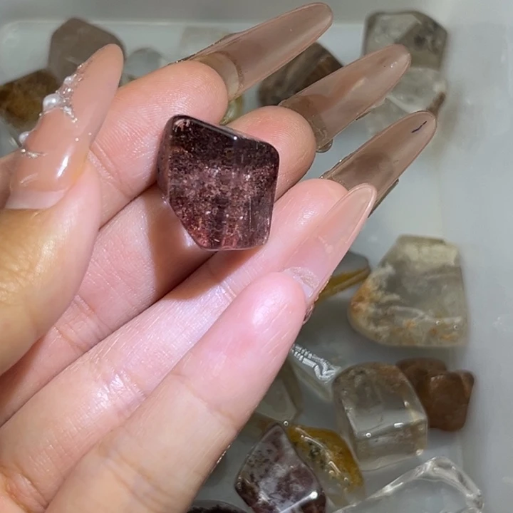 未镶嵌吊坠(赠链)水晶